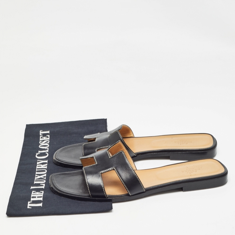 Pre Owned Hermes Black Leather Oran Flat Slides Size 42
