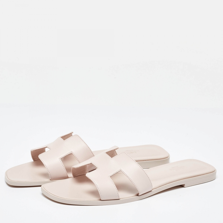Pre Owned Hermès Pink Leather Oran Flat Slides Size 42