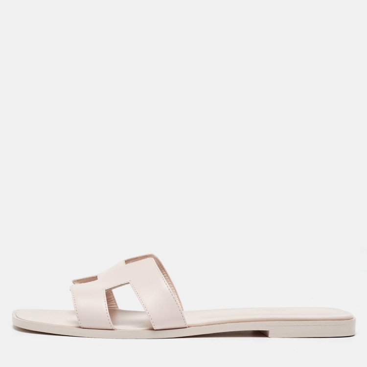 Pre Owned Hermès Pink Leather Oran Flat Slides Size 42