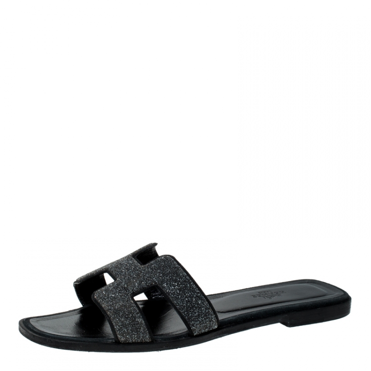 Pre Owned Hermes Black Crystal Embellished Suede Oran Sandals Size 38.5