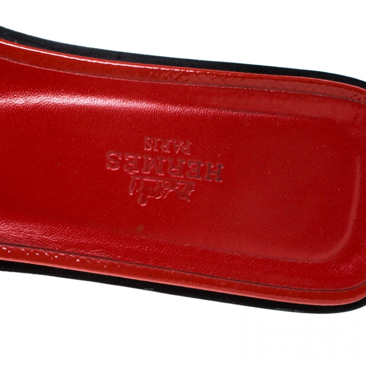 Pre Owned Hermes Red Patent Leather Oran Flat Slides Size 38.5