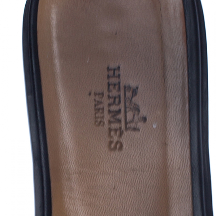 مملوكة مسبقًا Hermes Black Leather Oran Flat Slides Size 37