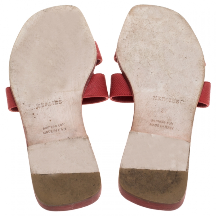 مملوكة مسبقًا Hermes Red Leather Oran Flat Slides Size 37