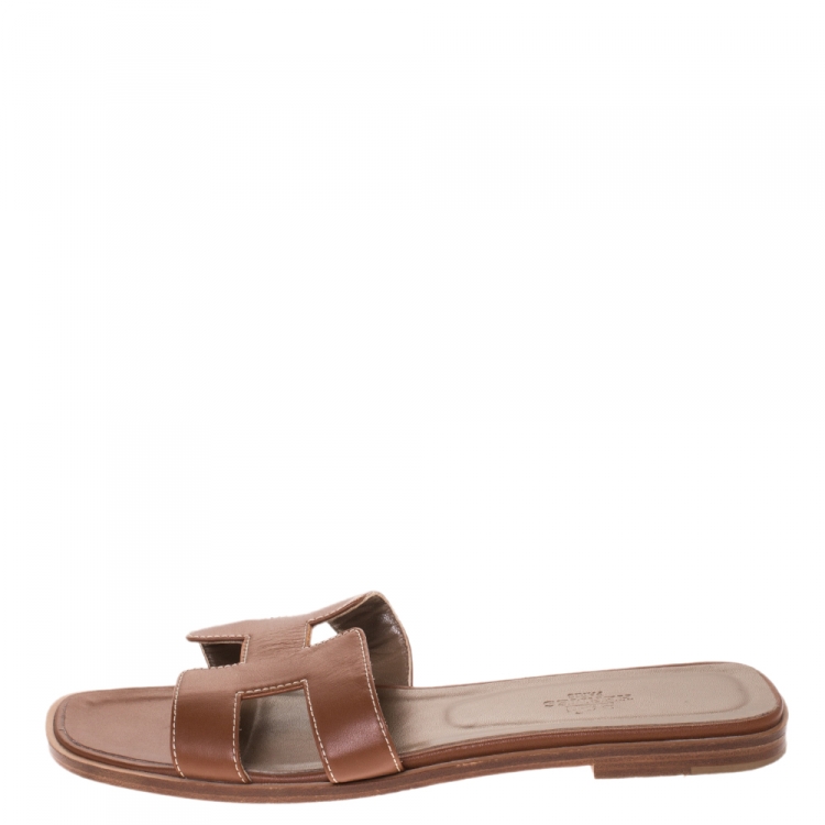 Pre Owned Hermes Brown Leather Oran Flat Slides Size 38.5
