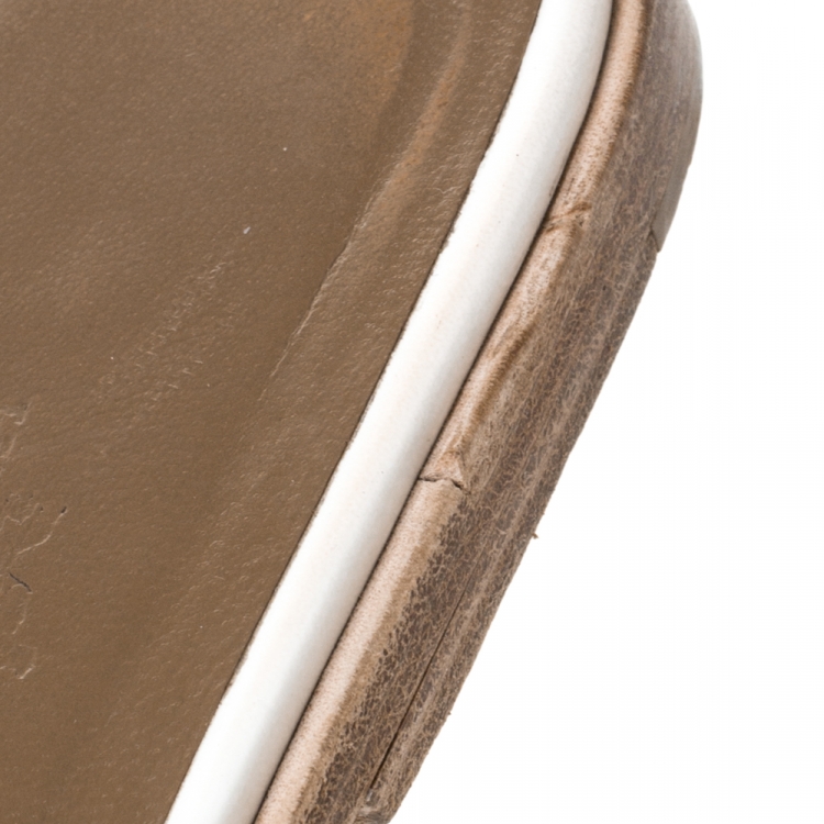 Pre Owned Hermes White Stitch Detail Leather Oran Slides Flats Size 41