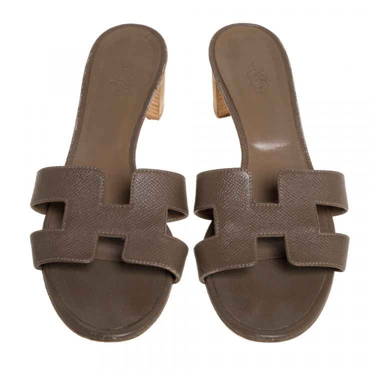 Pre Owned Hermes Grey Lizard Embossed Leather Oasis Open Toe Sandals Size 38.5