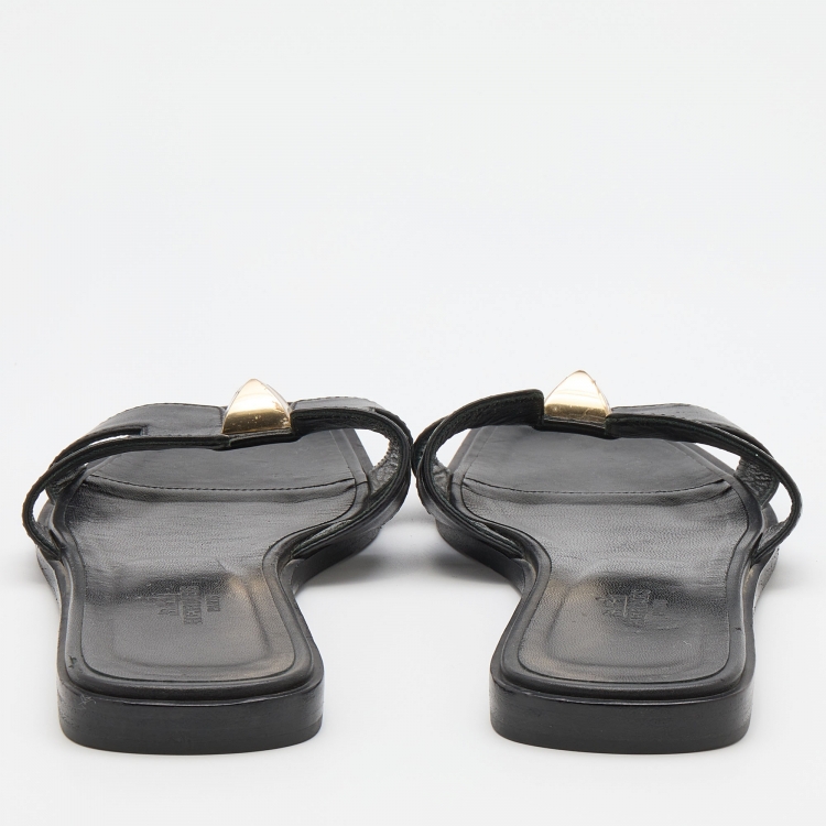 Pre Owned Hermes Black Leather Oran Embellished Flat Slides Size 38