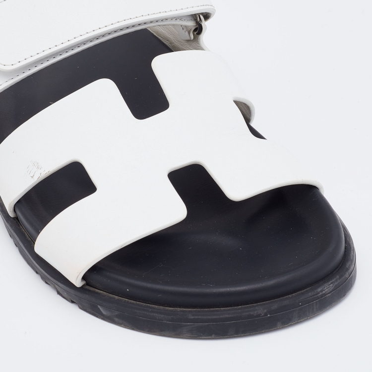 Pre Owned Hermes White Leather Chypre Flat Slides Size 37.5