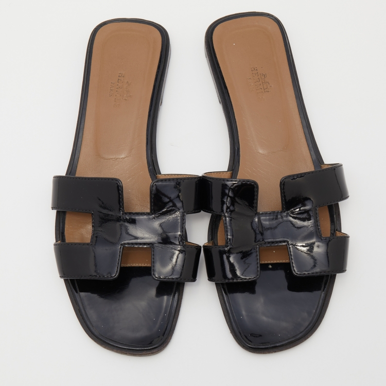 Pre Owned Hermès Black Patent Leather Oran Flat Slides Size 38.5