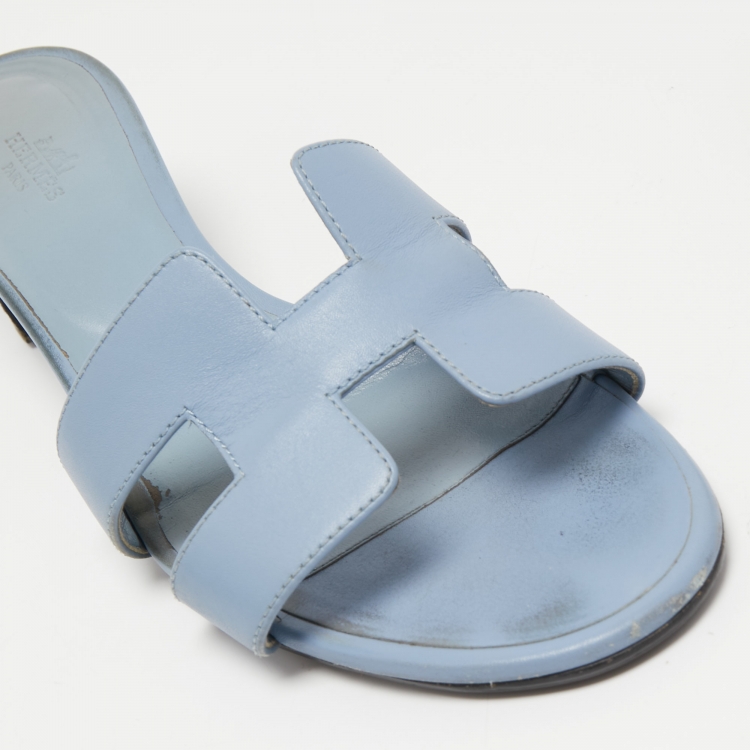 Pre Owned Hermes Blue Leather Oasis Sandals Size 41.5