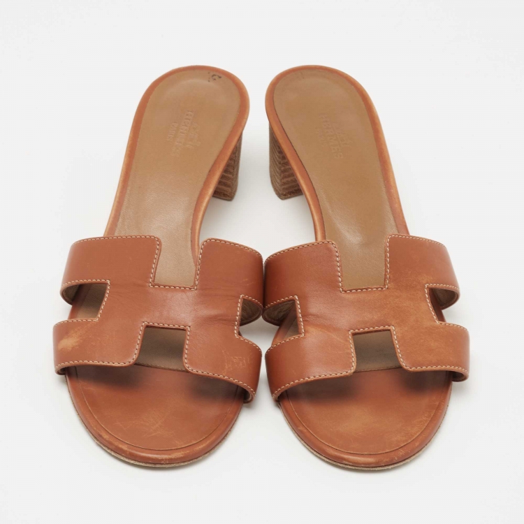 Pre Owned Hermes Brown Leather Oasis Slide Sandals Size 38