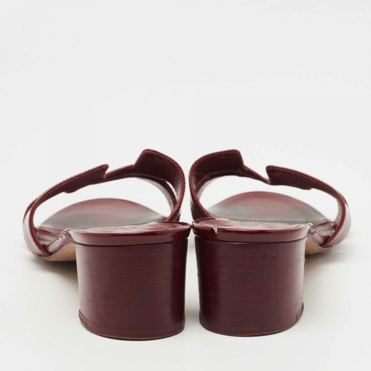 Pre Owned Hermes Burgundy Patent Leather Oasis Slide Sandals Size 38