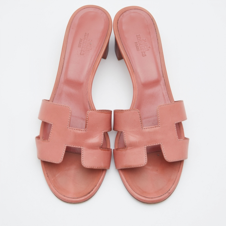 Pre Owned Hermes Peach Pink Leather Oasis Slide Sandals Size 38