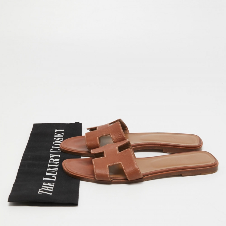 Pre Owned Hermes Brown Leather Oran Flat Slides Size 38.5