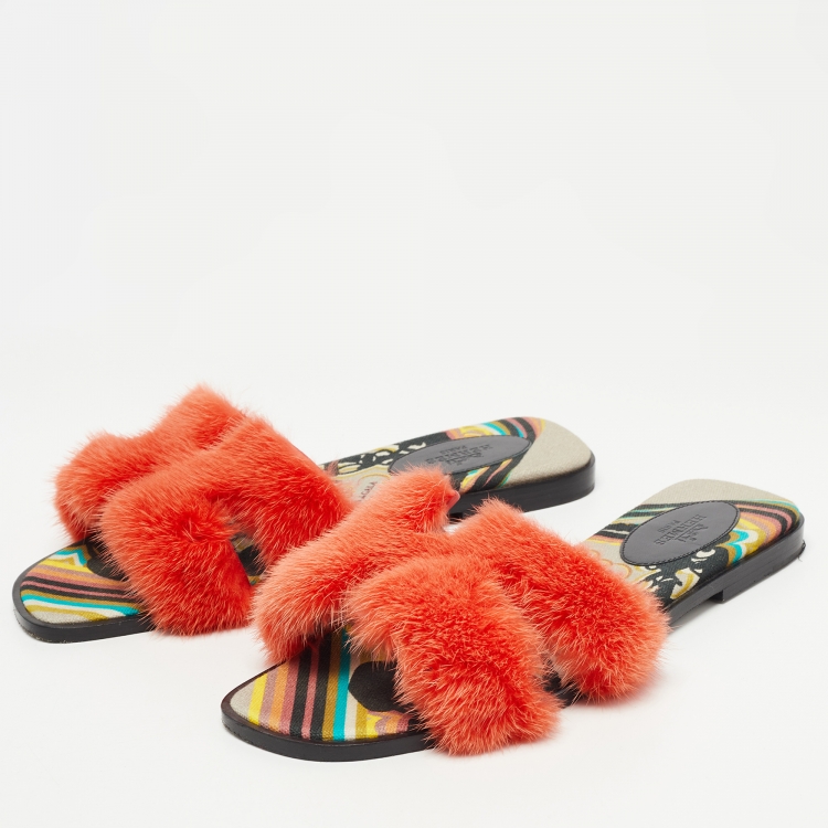 Pre Owned Hermes Orange Fur Oran Flat Slides Size 38.5 