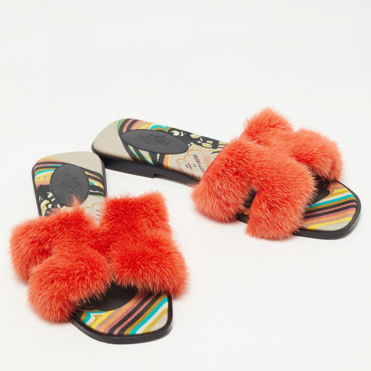 Pre Owned Hermes Orange Fur Oran Flat Slides Size 38.5 