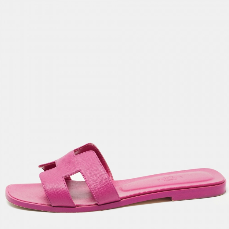 Pre Owned Hermes Pink Leather Oran Flat Slides Size 39