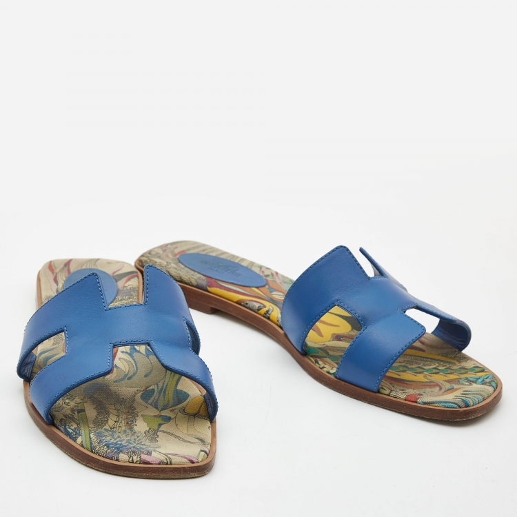 Pre Owned Hermes Blue Leather Oran Slide Flats Size 39