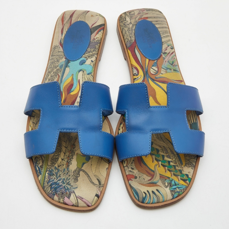 Pre Owned Hermes Blue Leather Oran Slide Flats Size 39