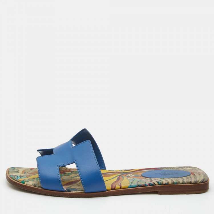 Pre Owned Hermes Blue Leather Oran Slide Flats Size 39