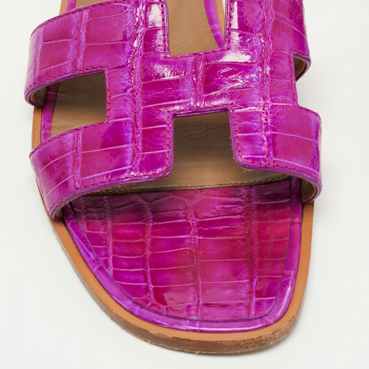 Pre Owned Hermes Magenta Croc Embossed Leather Oran Flat Slides Size 37