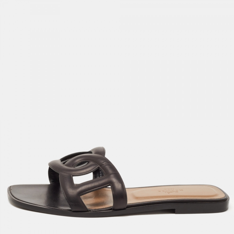 Pre Owned Hermes Black Leather Aloha Slide Flats Size 39