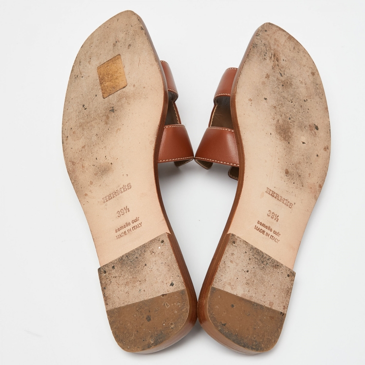 Pre Owned Hermes Brown Leather Oran Flat Slides Size 39.5  