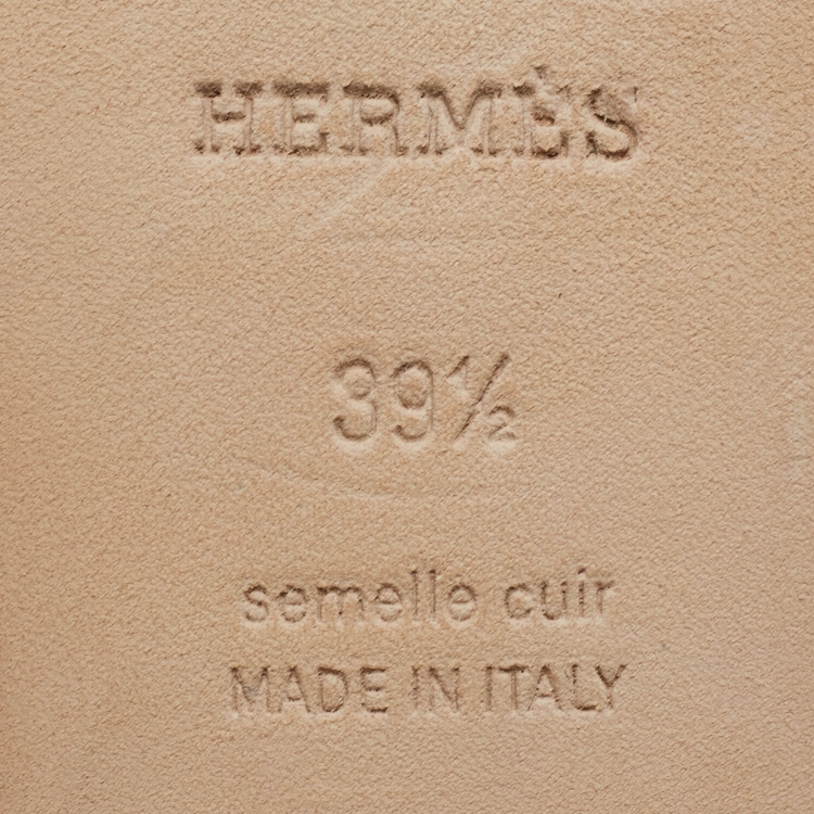 Pre Owned Hermes Burgundy Ostrich Embossed Leather Oran Flat Slides Size 39.5