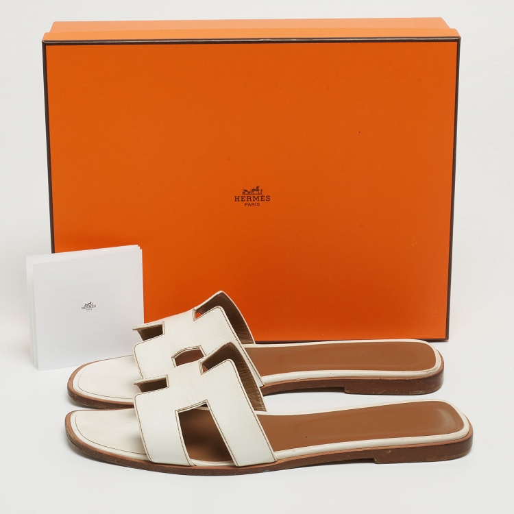 Pre Owned Hermes White Leather Oran Flat Slides Size 40 