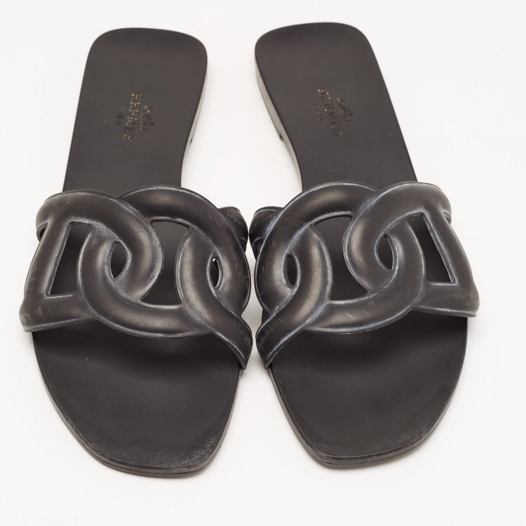 Pre Owned Hermes Black Rubber Aloha Flat Slides Size 37  