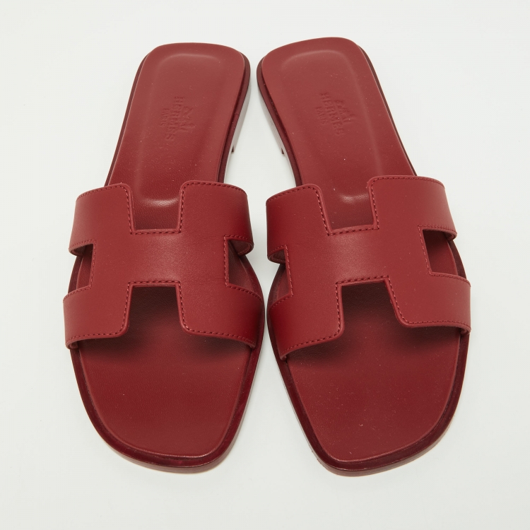 Pre Owned Hermes Red Leather Oran Slip On Sandals Size 38