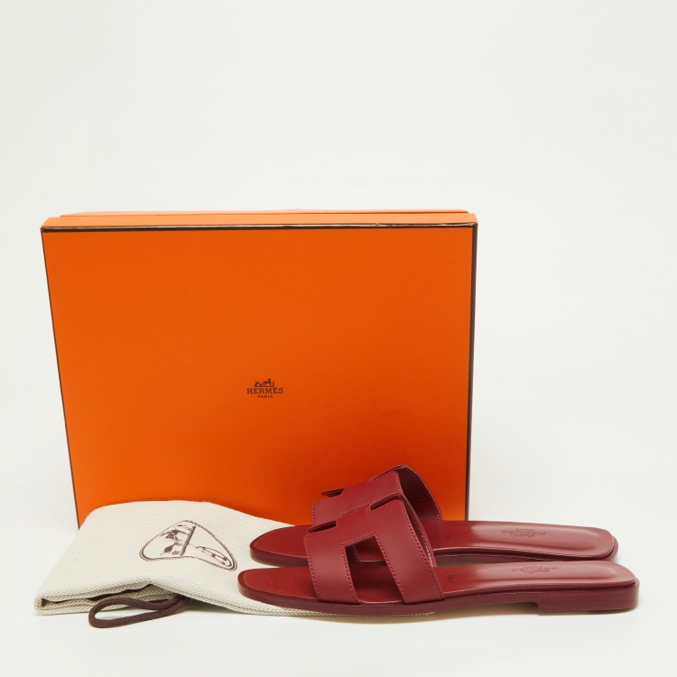 Pre Owned Hermes Red Leather Oran Slip On Sandals Size 38