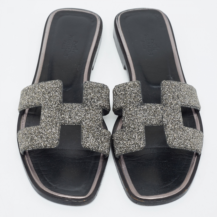 Pre Owned Hermes Metallic Grey Beads Oran Flat Slides Size 37