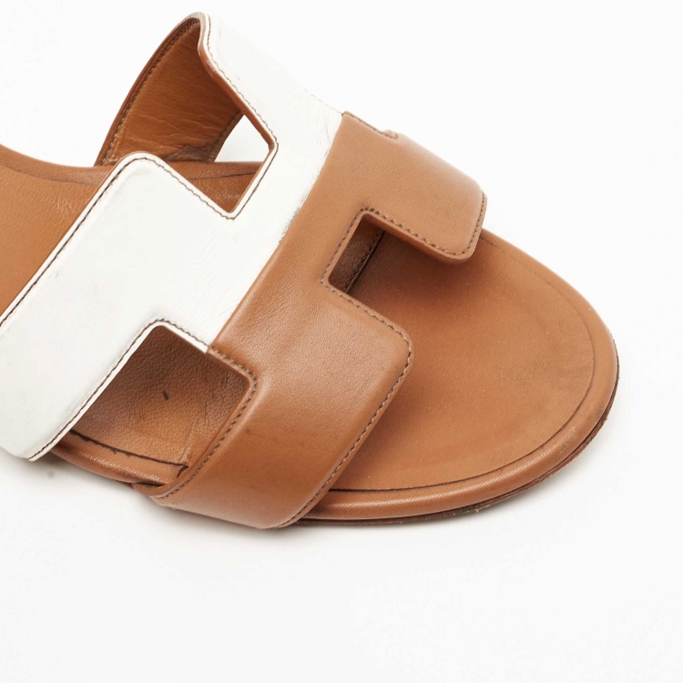 Pre Owned Hermes Brown/White Leather Oasis Sandals Size 39