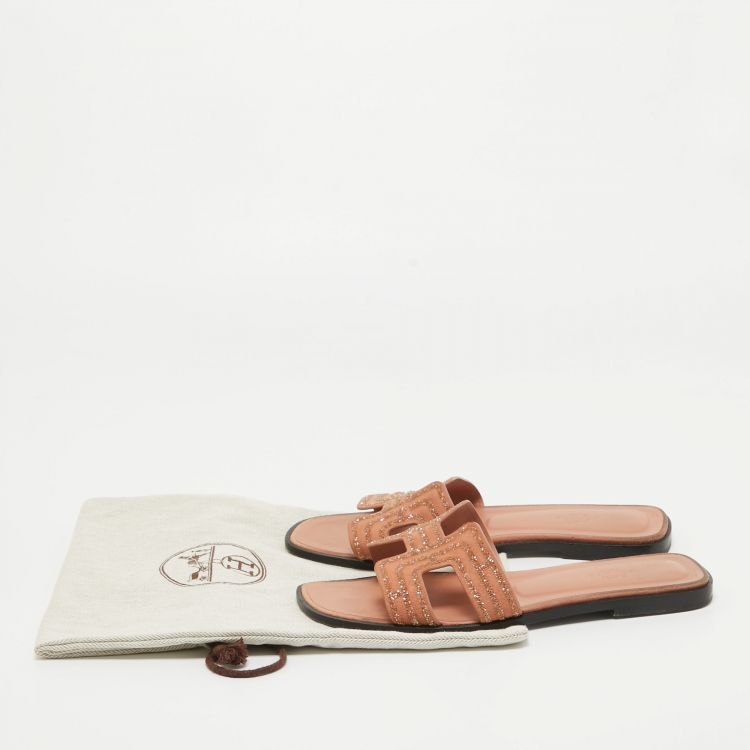 Pre Owned Hermes Peach Pink Suede Crystal Embellished Oran Flat Slides Size 39