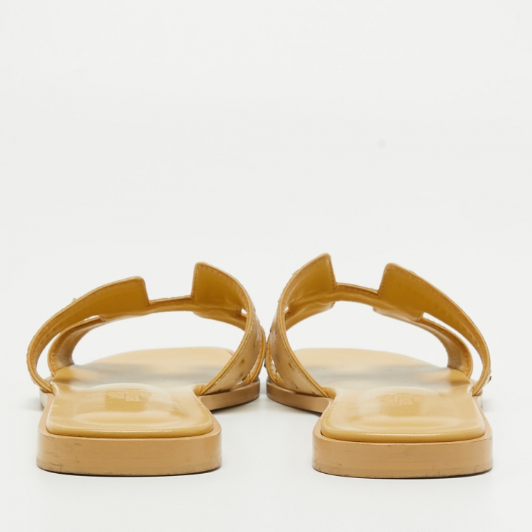 Pre Owned Hermes Yellow Ostrich Oran Flat Slides Size 39