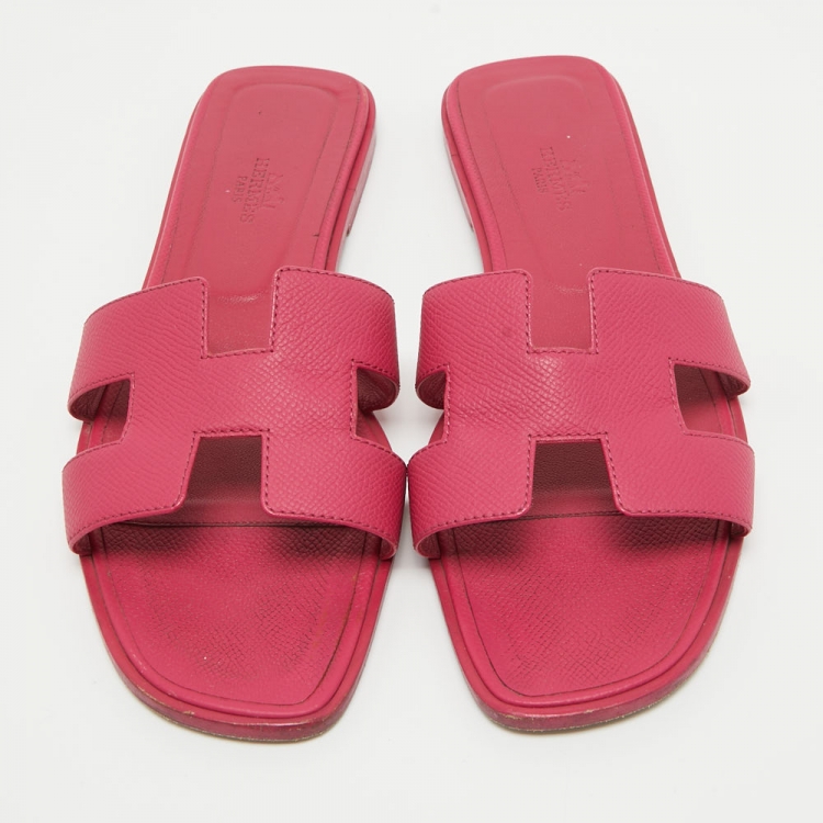Pre Owned Hermes Pink Leather Oran Flat Slides Size 39.5  