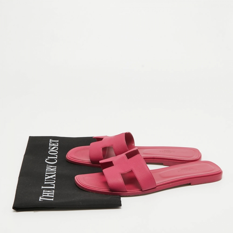 Pre Owned Hermes Pink Leather Oran Flat Slides Size 39.5  