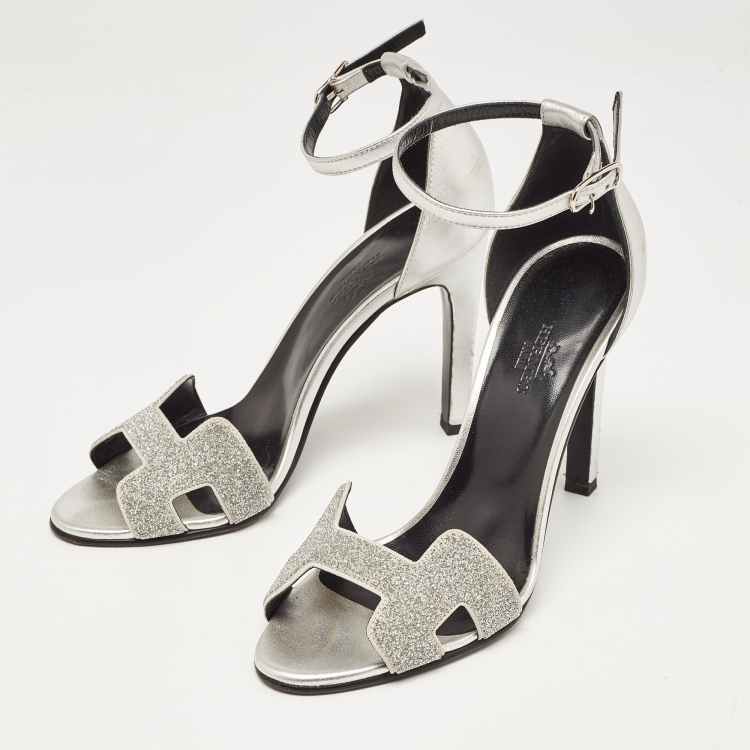 Pre Owned Hermes Silver Leather and Crystal Powder Night Premiere Sandals Size 37