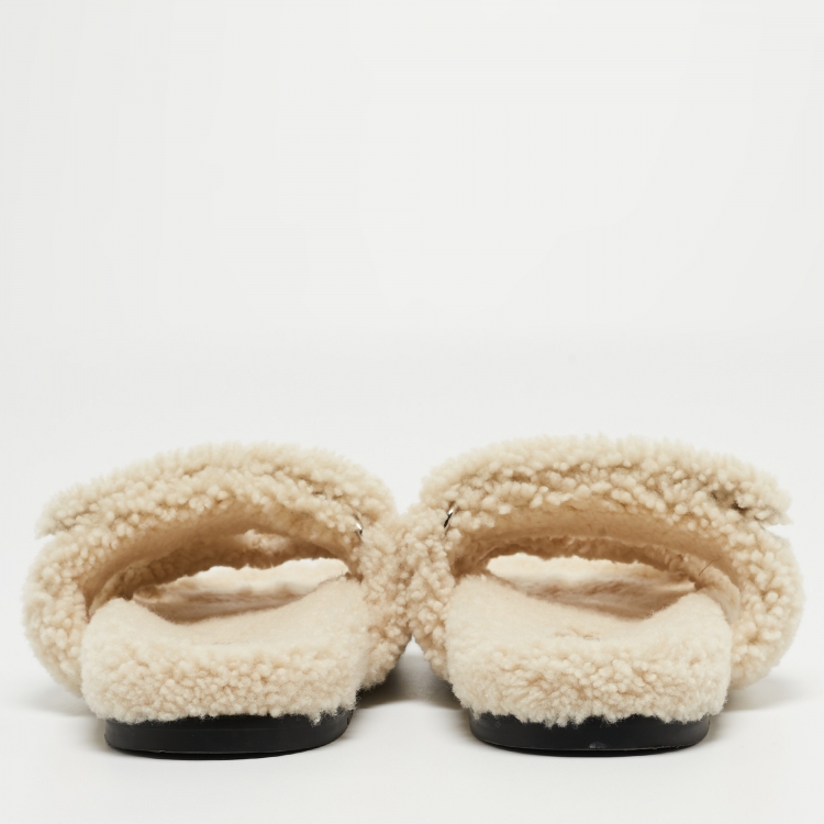 Pre Owned Hermes Cream Shearling Fur Chypre Slides Size 38.5