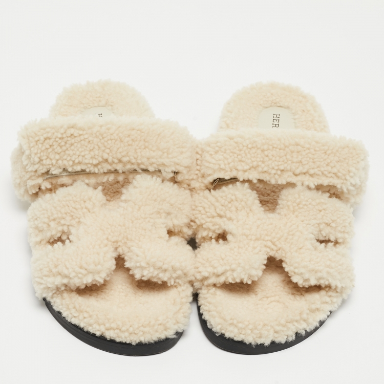 Pre Owned Hermes Cream Shearling Fur Chypre Slides Size 38.5
