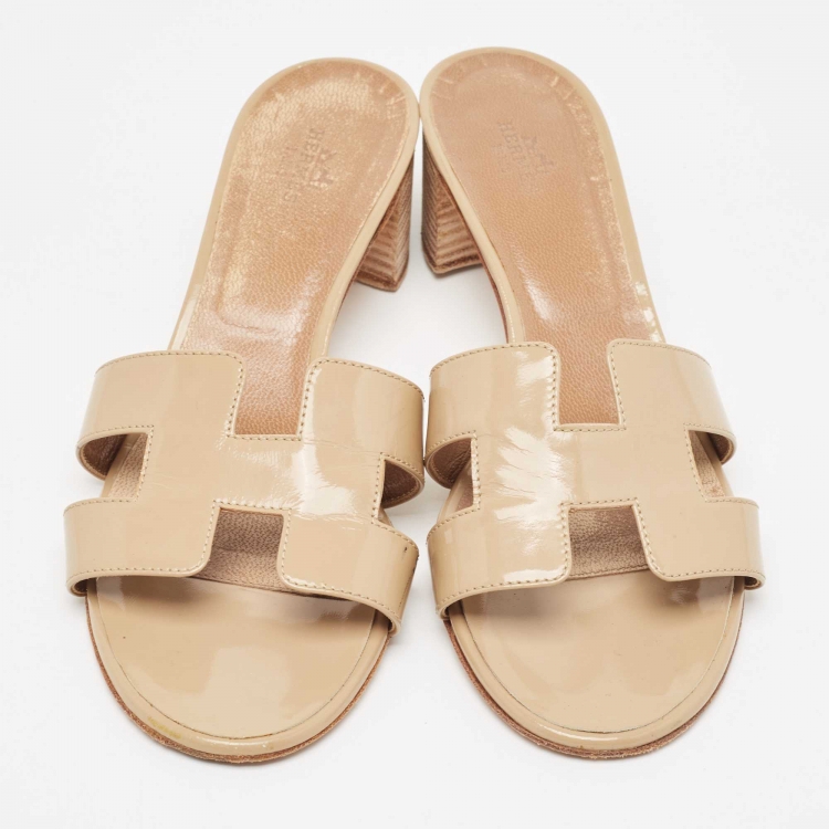 Pre Owned Hermes Beige Patent Oasis  Slide Sandals Size 39
