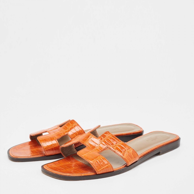 Pre Owned Hermes Yellow  Croc Embossed Oran  Flat Slides Size 39 