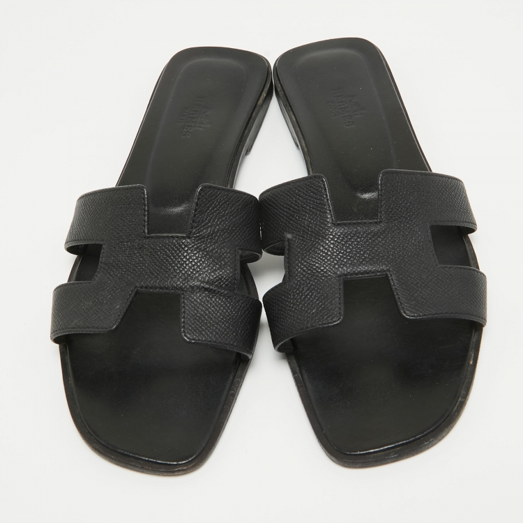 Pre Owned Hermes Black Leather Oran Flat Slides Size 39.5