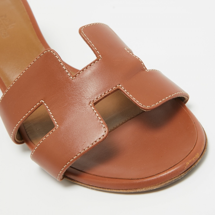 Pre Owned Hermes Brown Leather Oasis Slide Sandals Size 37