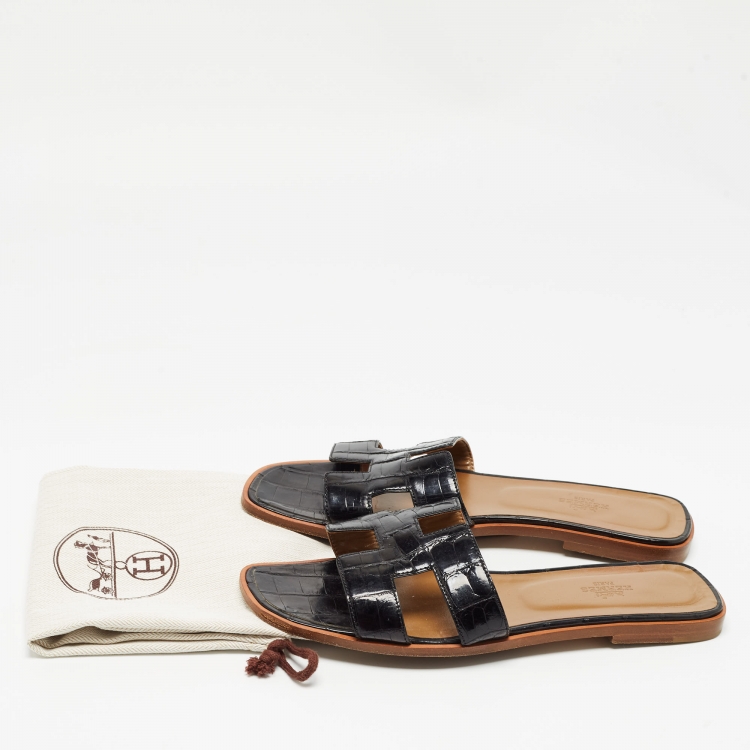 Pre Owned Hermes Black Crocodile Oran Flat Slides Size 40