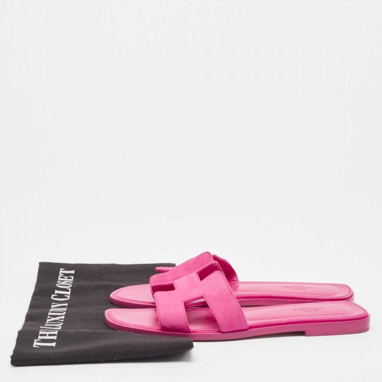 Pre Owned Hermes Pink Suede Oran Flat Slides Size 37