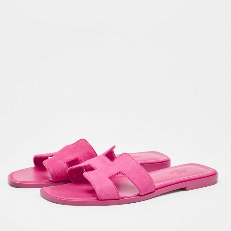 Pre Owned Hermes Pink Suede Oran Flat Slides Size 37