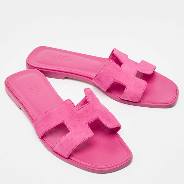 Pre Owned Hermes Pink Suede Oran Flat Slides Size 37