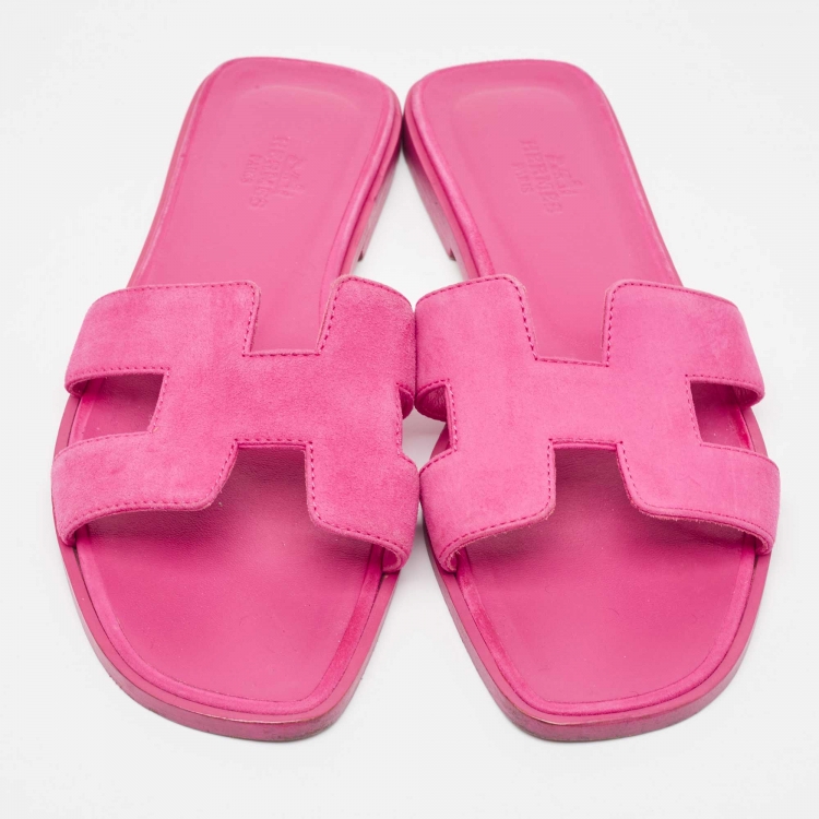 Pre Owned Hermes Pink Suede Oran Flat Slides Size 37